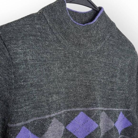 Dressbarn Y2K Women's Mock Neck Sweater Wool Blend Gray Purple Argyle size 6 - Picture 3 of 6